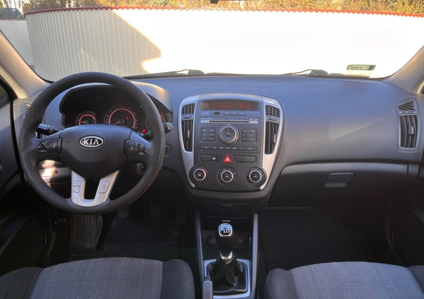 Kia Ceed cena 14000 przebieg: 274000, rok produkcji 2010 z Rypin małe 29